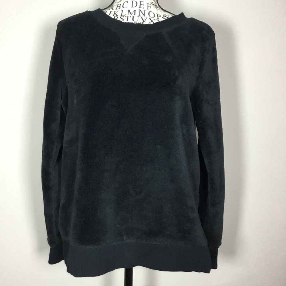 Black fleece sweater loungewear sleepwear cozy layering cabincore winter sz M